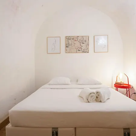 Loft 2 Bedroom Marais, Notre Dame Ac By Lcc Agency *
