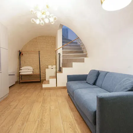 Loft 2 Bedroom Marais, Notre Dame Ac By Lcc Agency *
