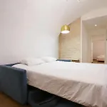 Loft 2 Bedroom Marais, Notre Dame Ac By Lcc Agency